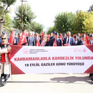 Kahramanlarla Kardeşlik Yolunda - fotoğraf 5