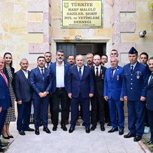 Gaziler Günü'nde Şehit ve Gazi Ailelerine Destek Ziyareti Gerçekleştirildi - fotoğraf 2