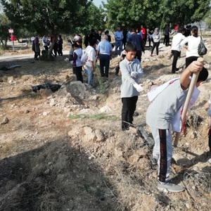 Çocuk Hakları Komitesi Çocukları Fidanlarını Dikti - fotoğraf 1