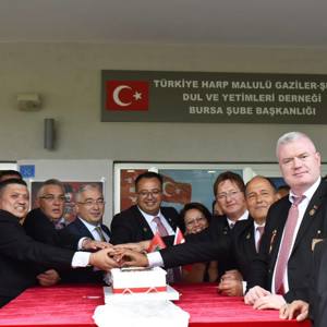 Kahramanlarla Kardeşlik Yolunda - fotoğraf 7