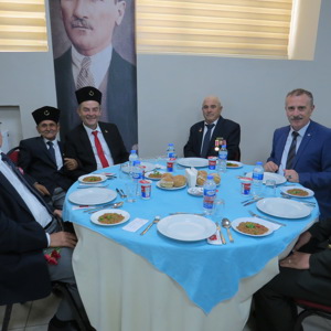 “19 Eylül Gaziler Günü” Faaliyetleri Kapsamında Kahraman Gazilerimiz ve Aileleri ile Yemek Programında Bir Araya Geldik - fotoğraf 7