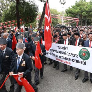 19 Eylül Gaziler Günü Kahramanlarla Kardeşlik Yolunda Yürüyüşü Yoğun Katılımla Gerçekleşti - fotoğraf 14