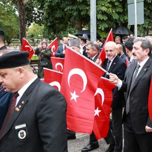 19 Eylül Gaziler Günü Kahramanlarla Kardeşlik Yolunda Yürüyüşü Yoğun Katılımla Gerçekleşti - fotoğraf 30