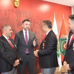 İl Müdürümüz Sn. Ömer TURAN, Türkiye Harp Malulü Gaziler, Şehit Dul Ve Yetimleri Derneği’ne Ziyarette Bulunmuştur - fotoğraf 2