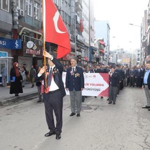 “Kahramanlarla Kardeşlik Yolunda 19 Eylül Gaziler Günü Yürüyüşü” Gerçekleştirilmiştir. - fotoğraf 5
