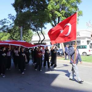 GAZİLER GÜNÜ TÖRENİ VALİMİZ VE PROTOKOLÜN KATILIMIYLA GERÇEKLEŞTİ - fotoğraf 3
