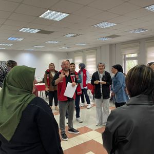 "Neşeli Eller" Etkinliğiyle Renkli ve Anlamlı Bir Gün Yaşandı - fotoğraf 8