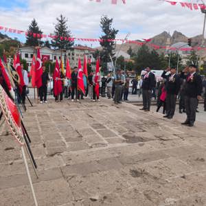 “Kahramanlarla Kardeşlik Yolunda” Yürüyüşü Coşkuyla Gerçekleşti - fotoğraf 14