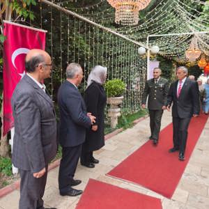 Gaziler, Aileleri ve Şehit Yakınları Onuruna Yemek Programı Düzenlendi - fotoğraf 1