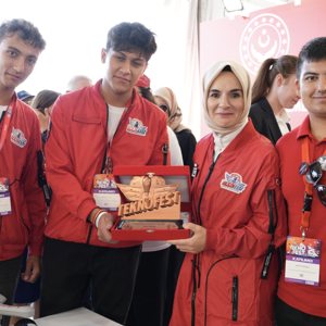 TEKNOFEST 2025’te Devlet Korumasındaki Çocukların Projeleri İlgi Topladı - fotoğraf 2