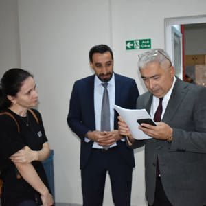 Ailenin Merkezindeyiz - fotoğraf 1