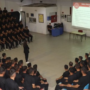 Jandarma Komando Eğitim Merkez Komutanlığı Kursiyer Öğrencilerine Eğtim  - fotoğraf 5