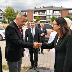 Valimiz Dr. Hülya Kaya ve İl Müdürümüz Arif Laçin’den Türkiye Harp Malulü Gaziler, Şehit Dul ve Yetimler Derneği Yalova Şubesi’ne Ziyaret - fotoğraf 3