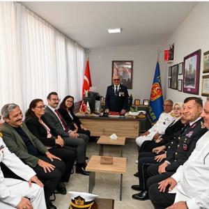 Valimiz Dr. Hülya Kaya ve İl Müdürümüz Arif Laçin’den Türkiye Muharip Gaziler Derneği Yalova Şubesi’ne Ziyaret - fotoğraf 1