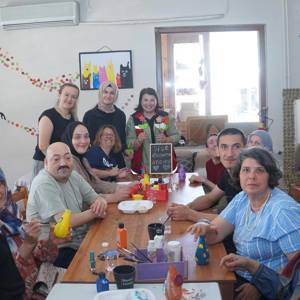Engelsiz Sanatla Aile Yılına Renk Katıyoruz - fotoğraf 3