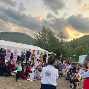 Fatsa Sosyal Hizmet Merkezi Müdürlüğü çocuk işçiliğinin önlenmesi, aile içi şiddetin engellenmesi ve kadına yönelik şiddetle mücadele konularında bilgilendirme yapıldı. - fotoğraf 2