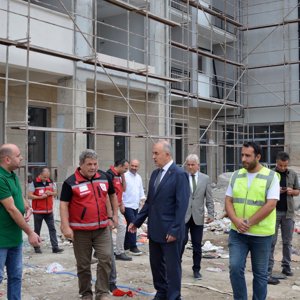 Vali Muammer Erol, Ahmet Cemal Mağden Huzurevi İnşaatında İncelemelerde Bulundu - fotoğraf 3