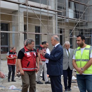 Vali Muammer Erol, Ahmet Cemal Mağden Huzurevi İnşaatında İncelemelerde Bulundu - fotoğraf 1
