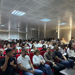 Fatsa ilçemizde bulunan Denizcilik Meslek Yüksekokulu öğrencilerine, Aile Eğitim Programı çerçevesinde “Aile İçi İletişim” konulu eğitim verilmiştir.  - fotoğraf 4