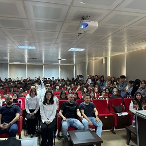 Fatsa ilçemizde bulunan Denizcilik Meslek Yüksekokulu öğrencilerine, Aile Eğitim Programı çerçevesinde “Aile İçi İletişim” konulu eğitim verilmiştir.  - fotoğraf 1