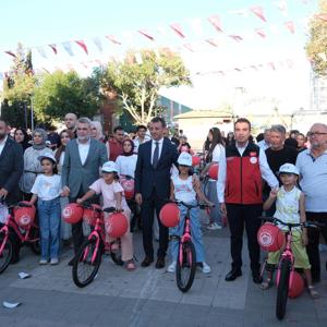 170 Çocuğun Bisiklet Hayali Gerçeğe Dönüştü; Pedallar Mutluluk İçin Döndü - fotoğraf 2