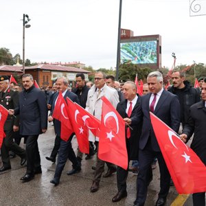 “Kahramanlarla Kardeşlik Yolunda” Yürüyüşü - fotoğraf 2
