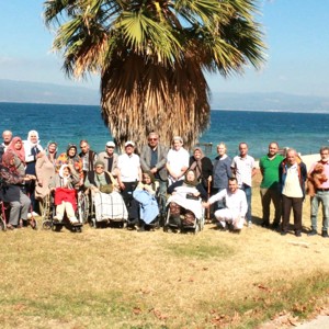 Kıymetli Büyüklerimizle Deniz Esintisinde Güzel Bir Gün - fotoğraf 1