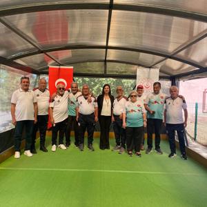 Huzurevi Sakinlerimiz "Yetişkin Gençler Bocce Ligi"nde Heyecanı ve Dostluğu Paylaşıyor - fotoğraf 1