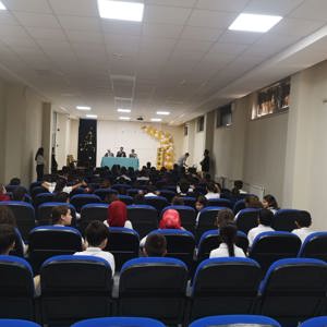 2025 Aile Yılı Etkinliklerinde Gaziler Öğrencilerle Bir Araya Geldi - fotoğraf 2