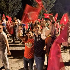 Ermenek'te 30 Ağustos Coşkusu: Engelli Bireyler Fener Alayında Yerini Aldı - fotoğraf 5