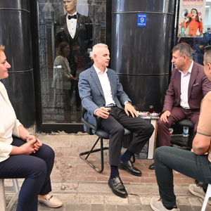 2025 Yılı “Aile Yılı” Kapsamında Karaman’da Firmalara “Aile Yılı” Stickerları Teslim Edildi - fotoğraf 2