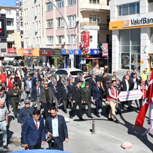 Karaman’da “Kahramanlarla Kardeşlik Yolunda” Yürüyüşü ve Anlamlı Ziyaretler - fotoğraf 7