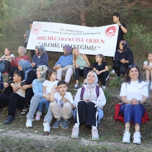 2025 Aile Yılı Etkinlikleri Kapsamında Dijital Detoks Etkinliği Gerçekleştirilmiştir. - fotoğraf 15