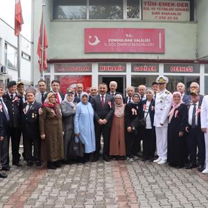 19 Eylül Gaziler Günü Münasebetiyle Muharip Gaziler Derneği Ziyaret Edilmiştir. - fotoğraf 1