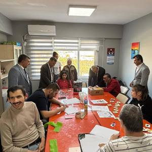 Karabük Gündüzlü Bakım ve Rehabilitasyon Merkezimizi ziyaret ettik - fotoğraf 3