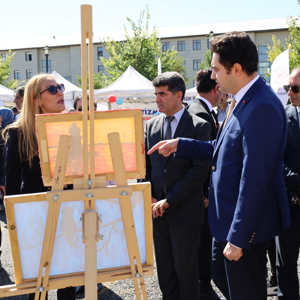 OTİZMLİ ÇOCUKLARIMIZ İÇİN ŞENLİK DÜZENLENDİ - fotoğraf 4