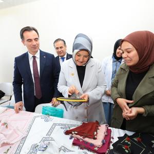 Bakan Yardımcımız Sayın Leman Yenigün ve Valimiz Sayın Ahmet Karakaya'dan  ADEM' e Ziyaret - fotoğraf 2