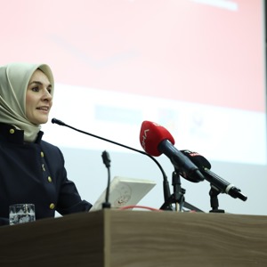 Aile ve Sosyal Hizmetler Bakanımız Göktaş: "Kız çocuklarının yarının liderleri olmalarını hedefliyoruz" - fotoğraf 1