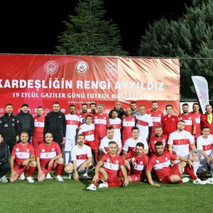 19 Eylül Gaziler Günü dolayısıyla futbol müsabakası düzenlendi - fotoğraf 2