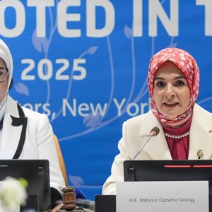 Emine Erdoğan Hanımefendi ve Bakanımız Göktaş, BM'de "Birlikte Daha İyiye: Aileden Başlayan Küresel Dayanışma" etkinliğine katıldı - fotoğraf 2