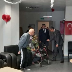 İl Müdürümüzden Gerze Huzurevi’ne Ziyaret - fotoğraf 7