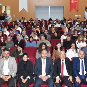 Toplumsal Değerlerin Aile İçinde Aktarılması ve Yaşatılması - fotoğraf 3