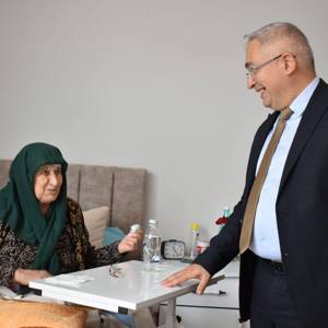 İl Müdürümüz Faruk Uysal’dan 1 Ekim Dünya Yaşlılar Günü Ziyareti - fotoğraf 2