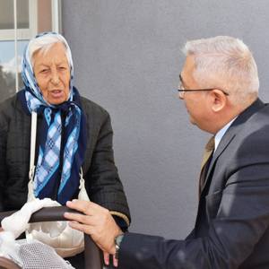 İl Müdürümüz Faruk Uysal’dan 1 Ekim Dünya Yaşlılar Günü Ziyareti - fotoğraf 1