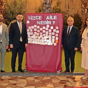 2025 Aile Yılı Kapsamında Maltepe Sosyal Hizmet Merkezi Tarafından Düzenlenen 2025 Aile Yılı Etkinliği Yoğun Katılımla Gerçekleşti - fotoğraf 1