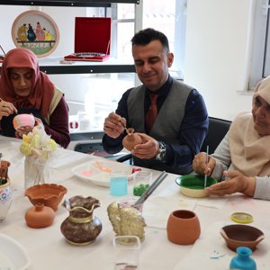 “Bir Saksı Umut” Projesi Kapsamında Dünya Yaşlılar Günü Etkinliği - fotoğraf 6