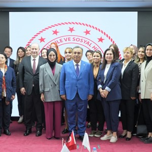 Hukuk Söyleşileri Serisinin İlki Düzenlendi - fotoğraf 2