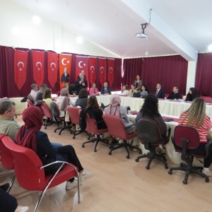 Çocuk Hizmetleri Alanında Çalışmakta Olan Meslek ve Bakım Personeline Yönelik “Yerinde Personel Eğitimleri ve Rehberlik Çalışmaları” programı Tamamlandı. - fotoğraf 13