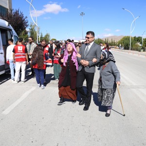 Kırşehir'de "Dünya Yaşlılar ve Yürüyüş Günü" Coşkusu - fotoğraf 2