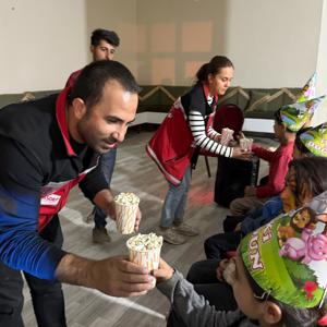 Hizan Uzuntaş Köyünde Açık Hava Sineması ve Çocuk Etkinliği - fotoğraf 3